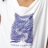 Sarah Lawrence Μπλούζα Μακό Με Τύπωμα Και Ασύμμετρο Μανίκι Λευκή_3